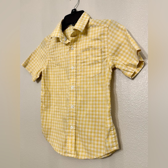 Short sleeve button down shirt, yellow, size small (6/7) - Picture 2 of 4